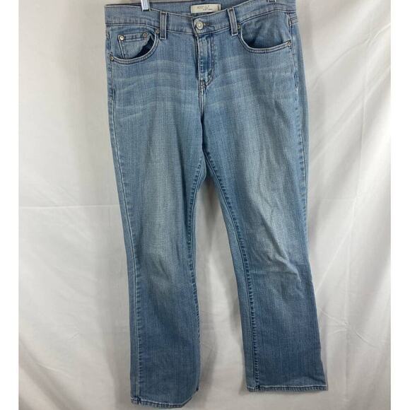 Levis Boot cut 515 Light Wash Jeans size 8 Long - Picture 1 of 3